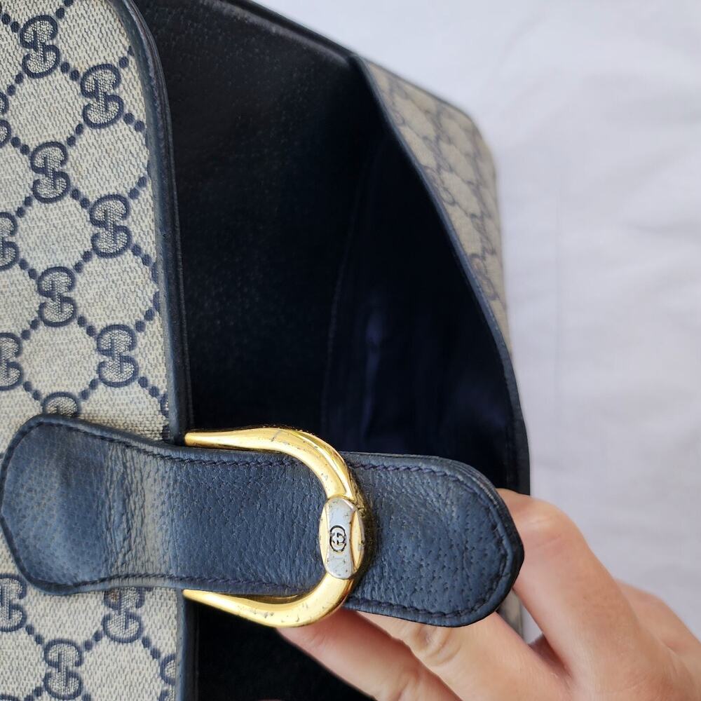 VINTAGE Gucci GG Web Coated Canvas Shoulder Bag Blue White Leather Trim Chain - Picture 8 of 14